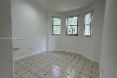 Condominio en alquiler en Homestead, Florida, 2 dormitorios, 86.4 m2 № 1961263 - foto 6