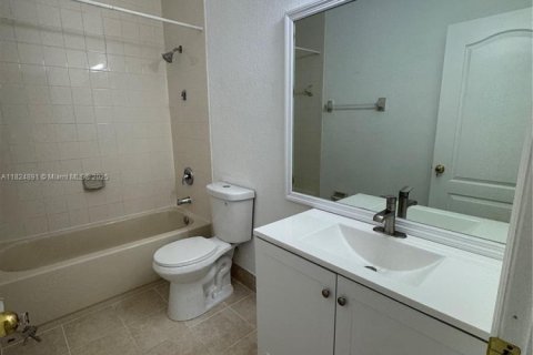 Condominio en alquiler en Homestead, Florida, 2 dormitorios, 86.4 m2 № 1961263 - foto 5