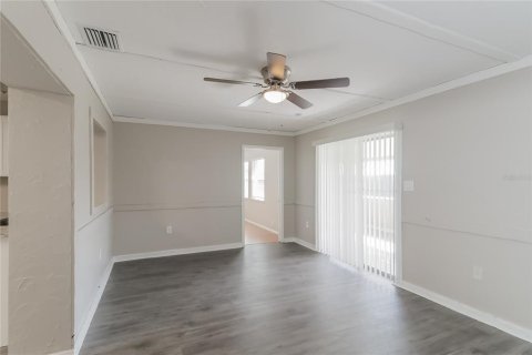 Casa en alquiler en New Port Richey, Florida, 2 dormitorios, 122.82 m2 № 1899119 - foto 5