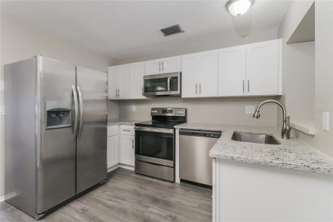 Casa en alquiler en New Port Richey, Florida, 2 dormitorios, 122.82 m2 № 1899119 - foto 7