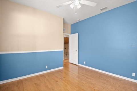 House in Hudson, Florida 3 bedrooms, 183.85 sq.m. № 1918846 - photo 13