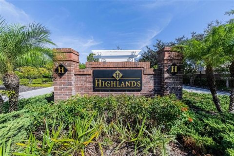 House in Hudson, Florida 3 bedrooms, 183.85 sq.m. № 1918846 - photo 2
