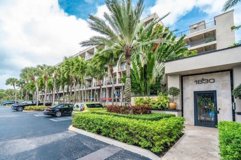 Condo in West Palm Beach, Florida, 1 bedroom  № 2178684 - photo 2
