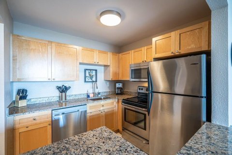 Condo in West Palm Beach, Florida, 1 bedroom  № 2178684 - photo 4