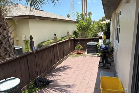 Villa ou maison à louer à Clearwater, Floride: 2 chambres, 55.74 m2 № 2402962 - photo 14
