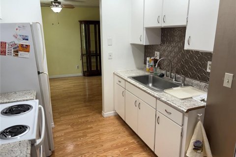 Villa ou maison à louer à Clearwater, Floride: 2 chambres, 55.74 m2 № 2402962 - photo 8