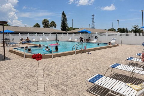 Villa ou maison à louer à Clearwater, Floride: 2 chambres, 55.74 m2 № 2402962 - photo 27