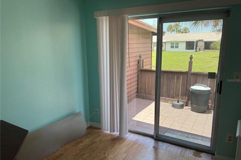 Villa ou maison à louer à Clearwater, Floride: 2 chambres, 55.74 m2 № 2402962 - photo 5