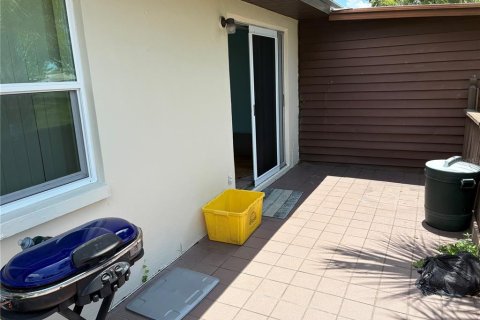 Villa ou maison à louer à Clearwater, Floride: 2 chambres, 55.74 m2 № 2402962 - photo 15