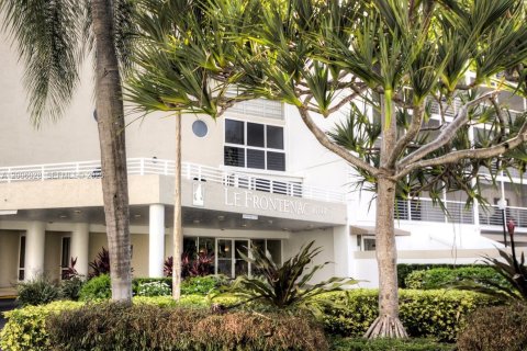 Condo in Sunny Isles Beach, Florida, 2 bedrooms № 2070640 - photo 18