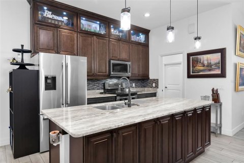 Villa ou maison à vendre à Punta Gorda, Floride: 4 chambres, 184.78 m2 № 2408550 - photo 6