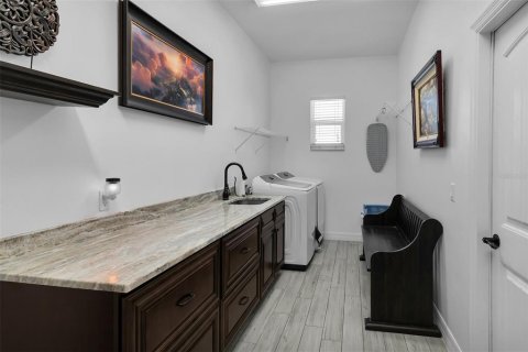 Villa ou maison à vendre à Punta Gorda, Floride: 4 chambres, 184.78 m2 № 2408550 - photo 11