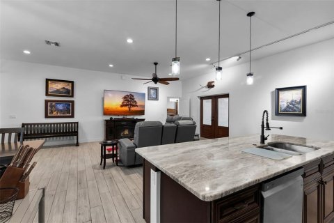 Villa ou maison à vendre à Punta Gorda, Floride: 4 chambres, 184.78 m2 № 2408550 - photo 8
