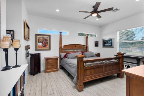 Villa ou maison à vendre à Punta Gorda, Floride: 4 chambres, 184.78 m2 № 2408550 - photo 16