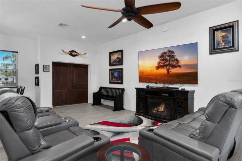 Villa ou maison à vendre à Punta Gorda, Floride: 4 chambres, 184.78 m2 № 2408550 - photo 14