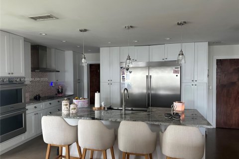 Купить виллу или дом в Майами, Флорида 3 спальни, 143.26м2, № 1968847 - фото 10