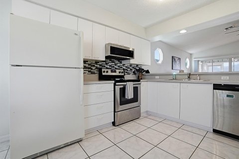 Villa ou maison à vendre à Leesburg, Floride: 2 chambres, 110.74 m2 № 2211633 - photo 10