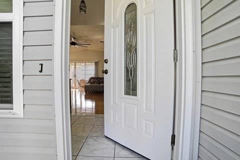 Villa ou maison à vendre à Leesburg, Floride: 2 chambres, 110.74 m2 № 2211633 - photo 5