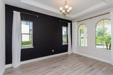 Villa ou maison à louer à Winter Garden, Floride: 5 chambres, 390.1 m2 № 2120189 - photo 8