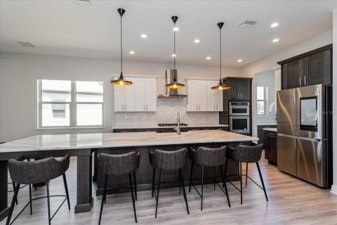 Villa ou maison à louer à Winter Garden, Floride: 5 chambres, 390.1 m2 № 2120189 - photo 10
