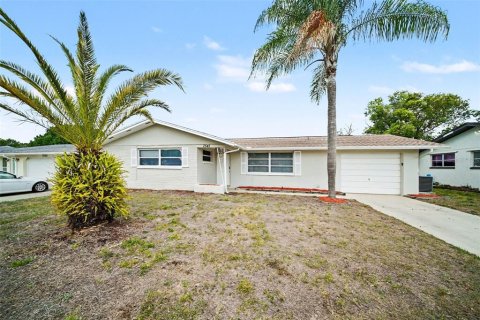 Casa en Port Richey, Florida 3 dormitorios, 112.23 m2 № 2122163