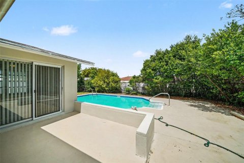 Casa en venta en Port Richey, Florida, 3 dormitorios, 112.23 m2 № 2122163 - foto 13