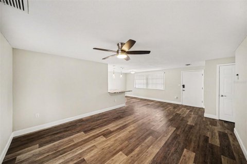 Casa en venta en Port Richey, Florida, 3 dormitorios, 112.23 m2 № 2122163 - foto 5