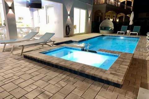 Villa ou maison à vendre à Kissimmee, Floride: 10 chambres, 516.82 m2 № 2131211 - photo 11