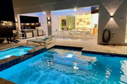 Villa ou maison à vendre à Kissimmee, Floride: 10 chambres, 516.82 m2 № 2131211 - photo 10