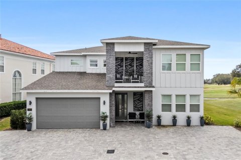 Casa en Kissimmee, Florida 10 dormitorios, 516.82 m2 № 2131211
