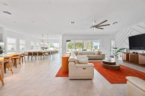 Villa ou maison à vendre à Kissimmee, Floride: 10 chambres, 516.82 m2 № 2131211 - photo 20