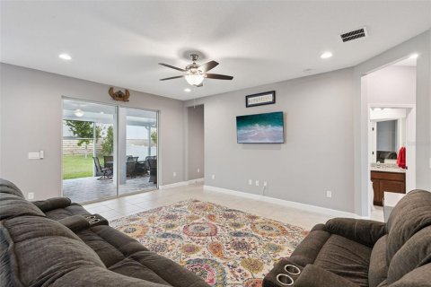Villa ou maison à vendre à Minneola, Floride: 5 chambres, 304.07 m2 № 2416790 - photo 11