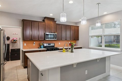Villa ou maison à vendre à Minneola, Floride: 5 chambres, 304.07 m2 № 2416790 - photo 13