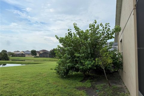 Casa en venta en Tampa, Florida, 4 dormitorios, 239.41 m2 № 2285261 - foto 11