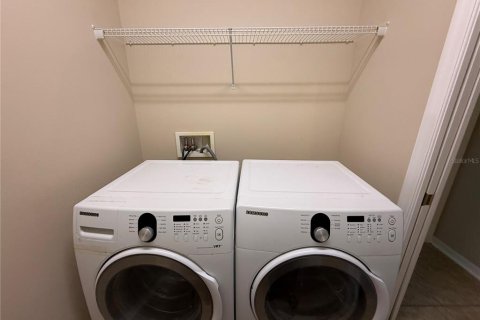 Casa en venta en Tampa, Florida, 4 dormitorios, 239.41 m2 № 2285261 - foto 19