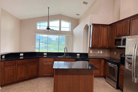Casa en venta en Tampa, Florida, 4 dormitorios, 239.41 m2 № 2285261 - foto 6