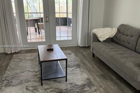 Villa ou maison à louer à Dania Beach, Floride: 2 chambres, 125.23 m2 № 2064162 - photo 9