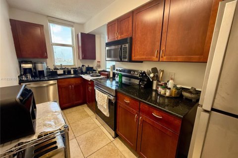 Copropriété à louer à Miami, Floride: 2 chambres, 98.94 m2 № 1827592 - photo 23