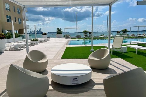 Copropriété à louer à Miami, Floride: 2 chambres, 98.94 m2 № 1827592 - photo 3