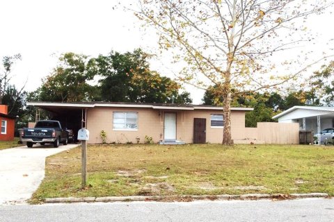 House in Apopka, Florida 3 bedrooms, 96.62 sq.m. № 1835742 - photo 1