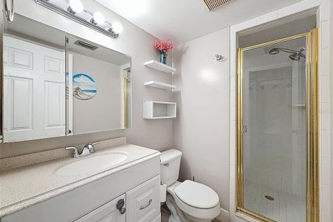 Casa en venta en Tampa, Florida, 5 dormitorios, 196.21 m2 № 2145560 - foto 20