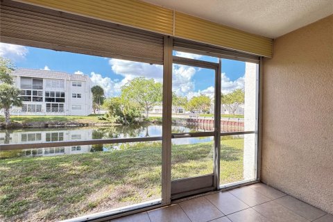 Купить кондоминиум в Санрайз, Флорида 2 спальни, 78.97м2, № 2006614 - фото 12