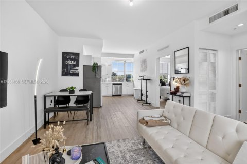 Condo in Davie, Florida, 1 bedroom  № 2280810