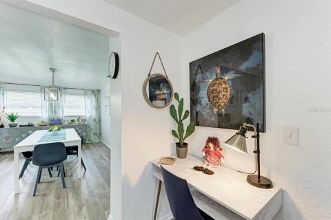 Casa en venta en Seminole, Florida, 3 dormitorios, 145.67 m2 № 1819504 - foto 9