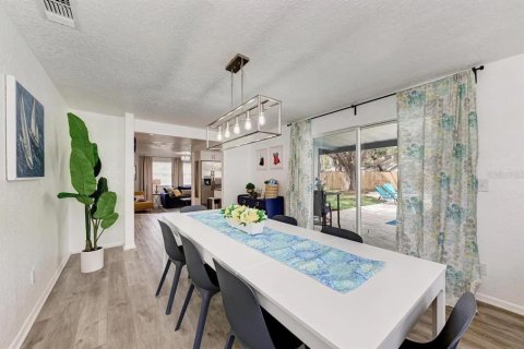 Casa en venta en Seminole, Florida, 3 dormitorios, 145.67 m2 № 1819504 - foto 10