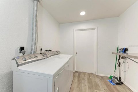 Casa en venta en Seminole, Florida, 3 dormitorios, 145.67 m2 № 1819504 - foto 27