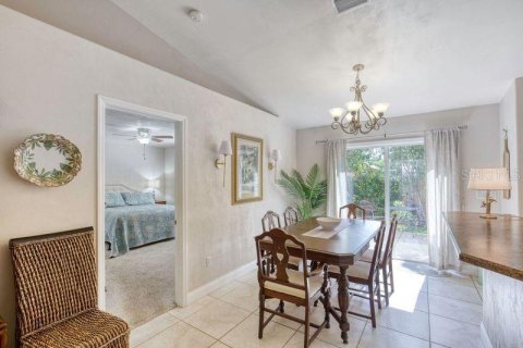 House in Daytona Beach, Florida 3 bedrooms, 131.92 sq.m. № 1678223 - photo 18