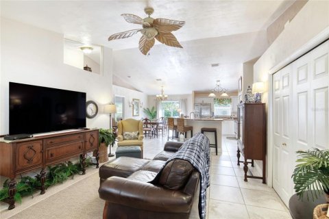 House in Daytona Beach, Florida 3 bedrooms, 131.92 sq.m. № 1678223 - photo 9