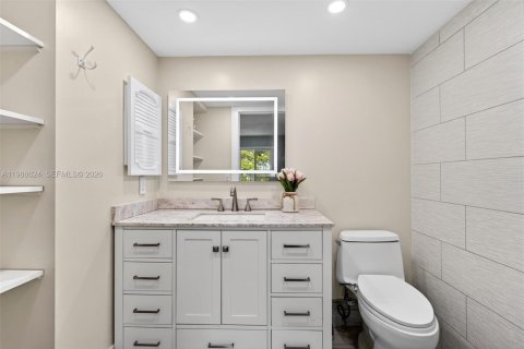 Condo in Pembroke Pines, Florida, 2 bedrooms № 2090398 - photo 26
