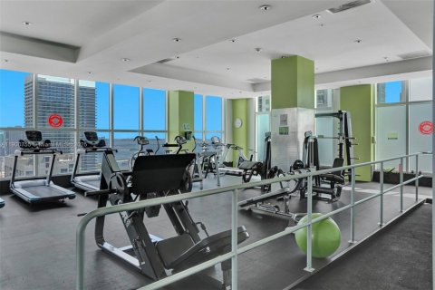 Condominio en venta en Miami, Florida, 1 dormitorio, 59.83 m2 № 1952076 - foto 6